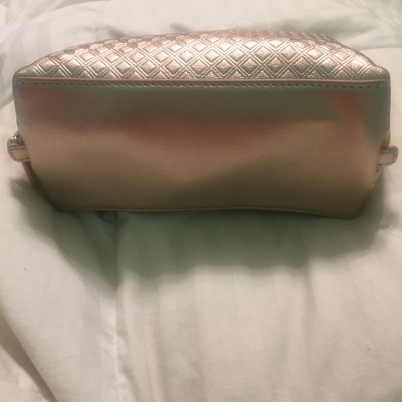 tory burch // rose gold metallic cosmetic pouch - Picture 6 of 6